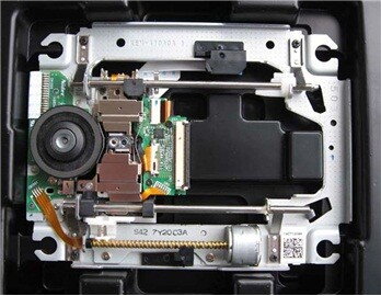 PS3 Laser KEM 410 ACA vrátane unášača