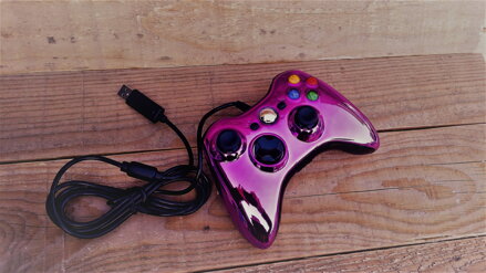 Xbox 360 káblový ovládač chrómovaný fialový limited