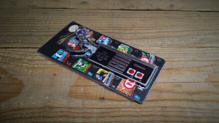 Kľúčenka Nintendo Retro ovládač