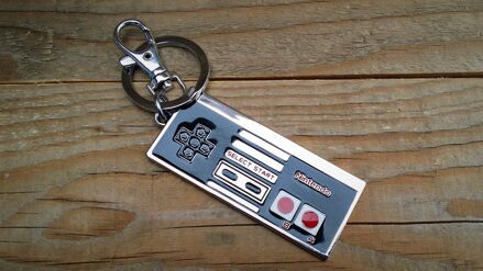 Kľúčenka Nintendo Retro ovládač