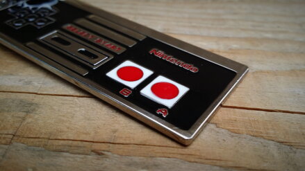 Kľúčenka Nintendo Retro ovládač