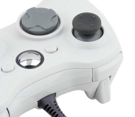Xbox 360 káblový ovládač biely