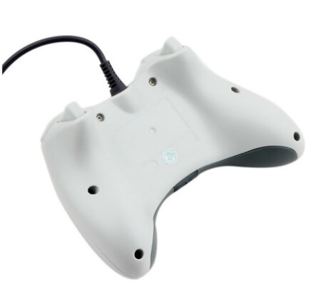 Xbox 360 káblový ovládač biely