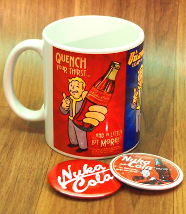 Fallout hrnček + 2x placka v1